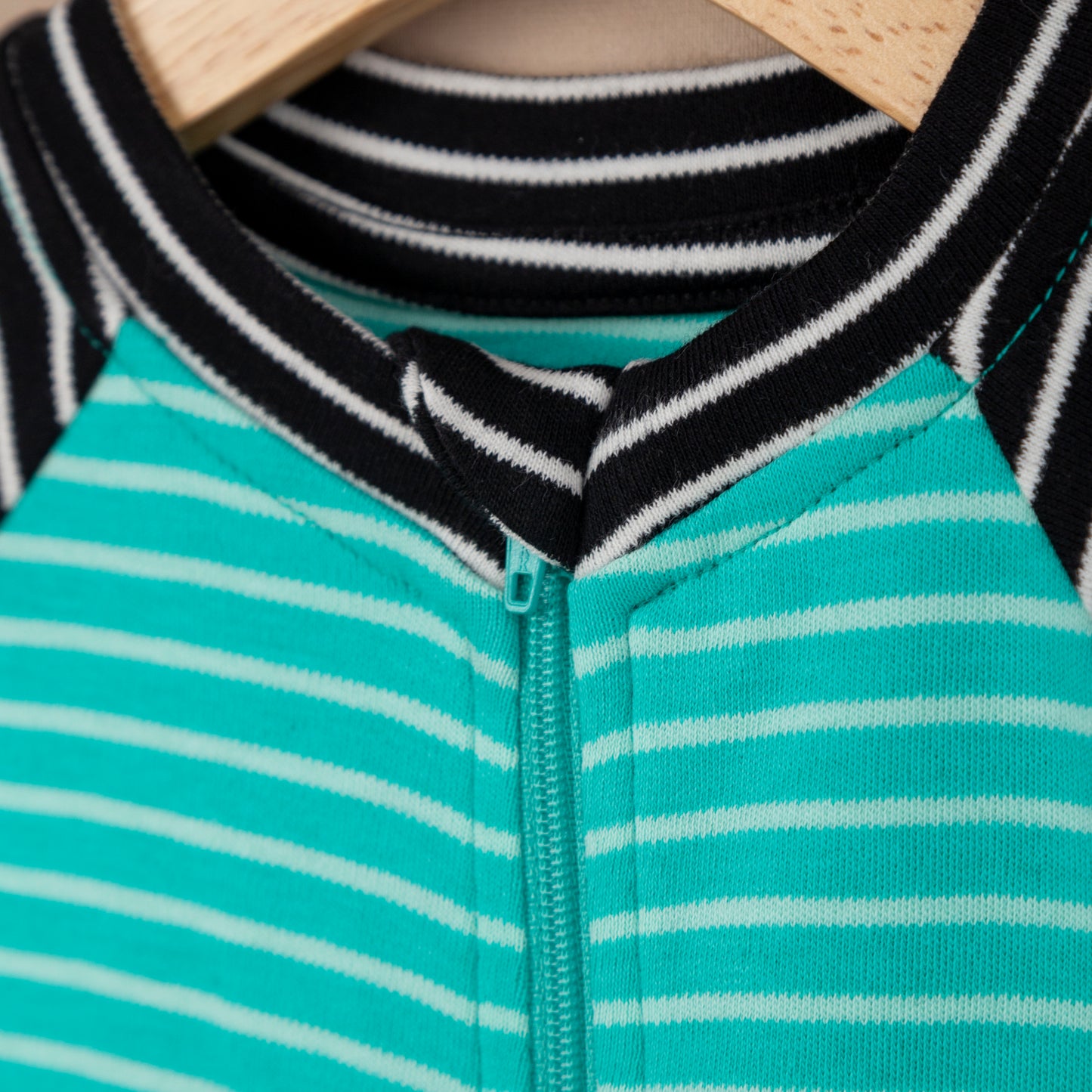 Minty Fresh Lines Fermuarlı Organik Bebek Tulumu